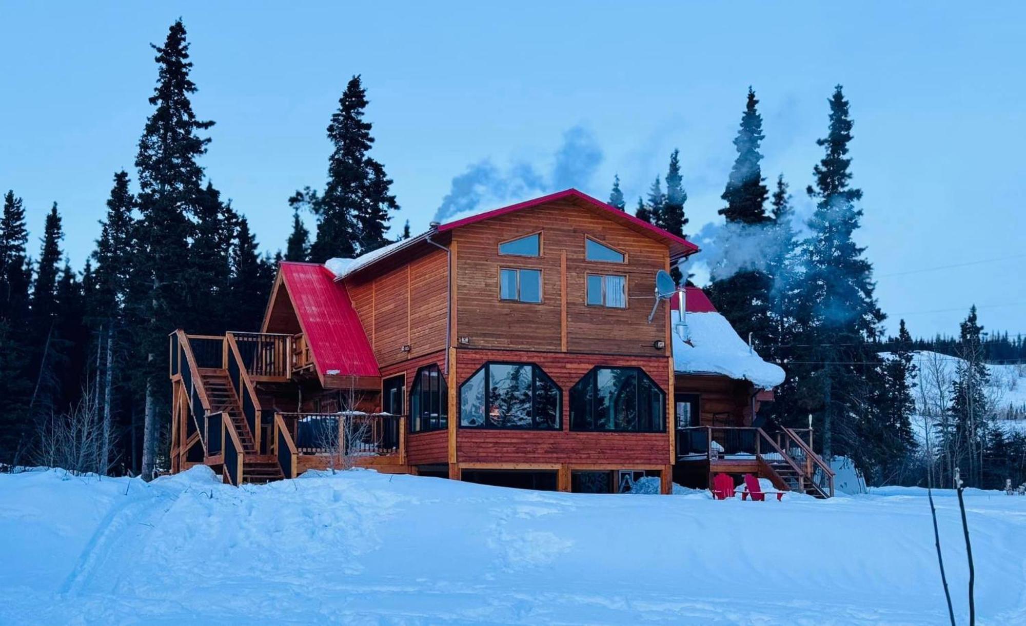 Mount Logan Ecolodge & Retreat Center 헤인즈 정션 외부 사진